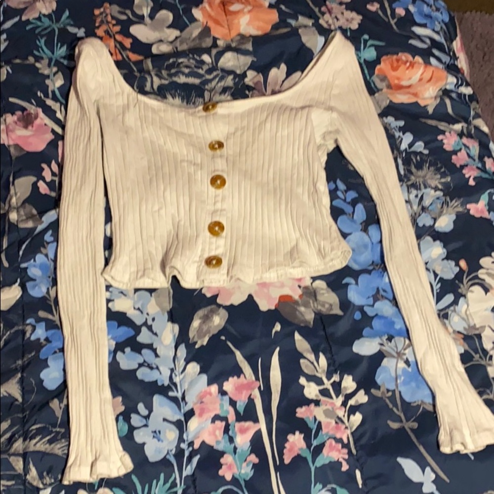 Long sleeve crop tee